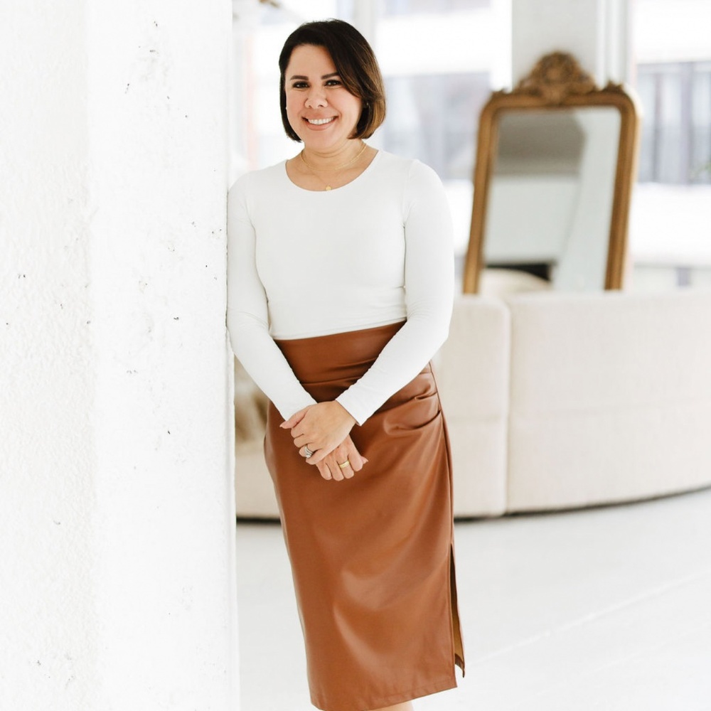 Meet your Posher, Suzanne